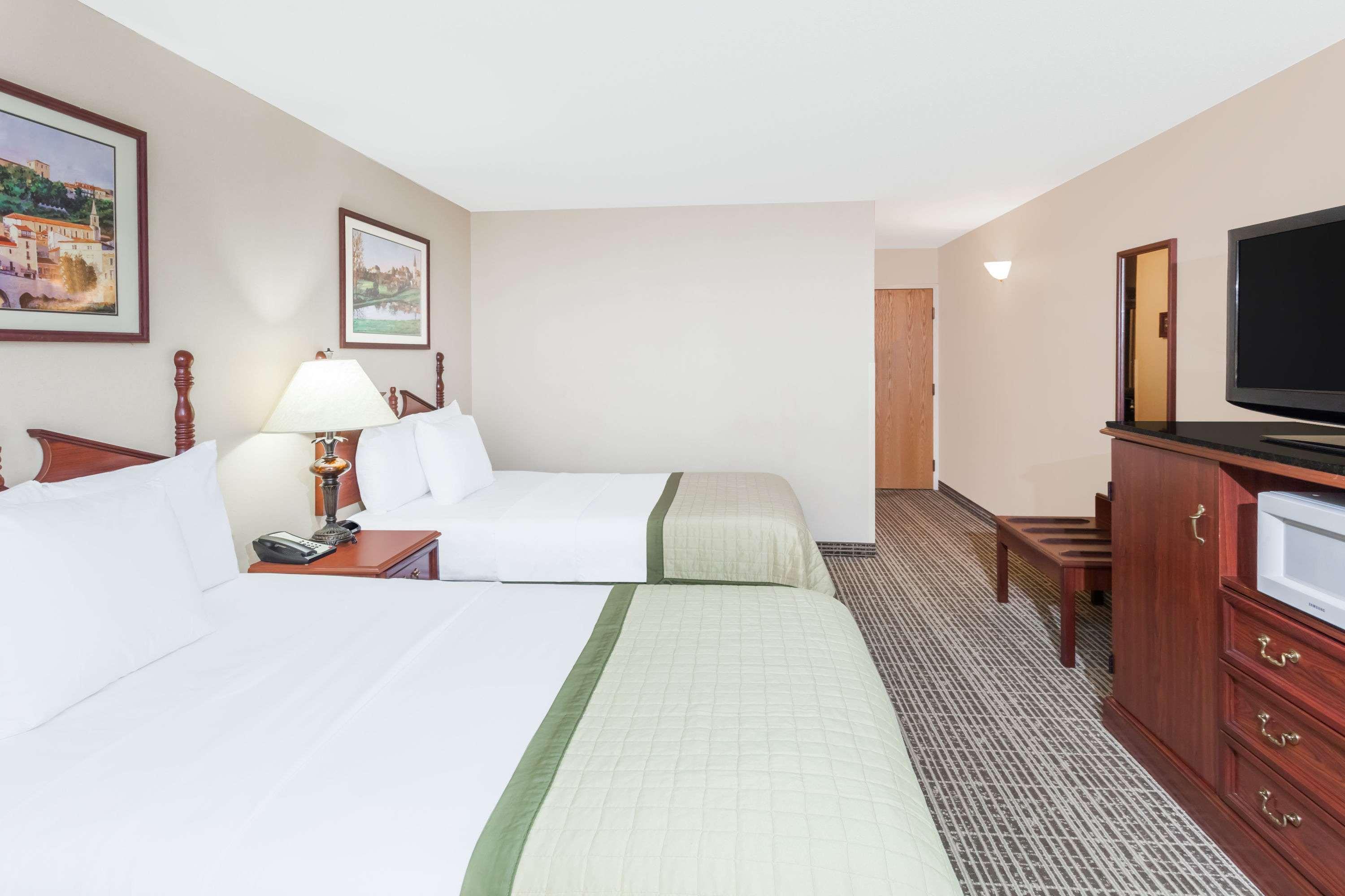 Baymont By Wyndham Hotel 3*